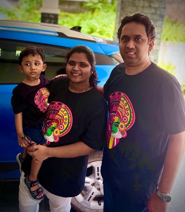Vaysage KV with family